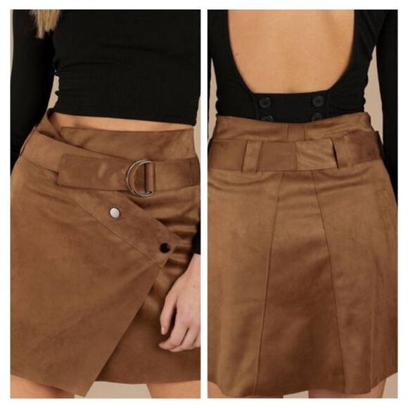 ASTR The Label Dionne Mocha Brown Suede Wrap Skirt Size Medium - Picture 1 of 7